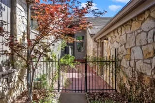 Photo #1: 8334092 Listing