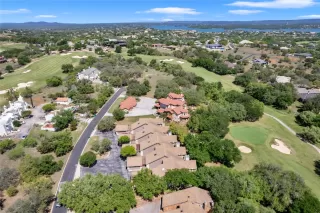 Photo #3: 8334092 Listing