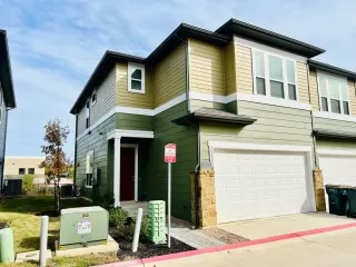 Photo #4: 8338231 Listing 