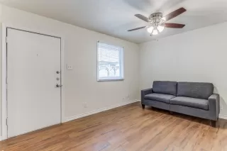 Photo #1: 8381368 Listing 