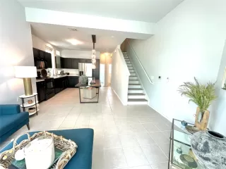 Photo #4: 8451774 Listing 