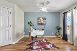 Photo #5: 8504239 Listing