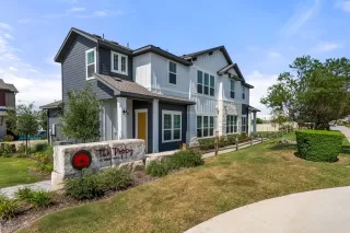 Photo #6: 8651927 Listing 