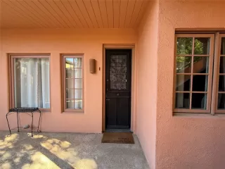 Photo #6: 8662044 Listing