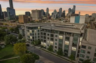 Photo #5: 8678184 Listing 