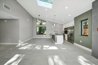 Photo #4: 8845353 Listing 