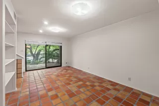 Photo #6: 8960369 Listing 