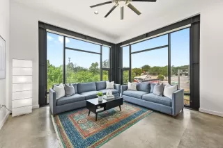 More Details about MLS # 8972833 : 2525 S LAMAR BLVD 307