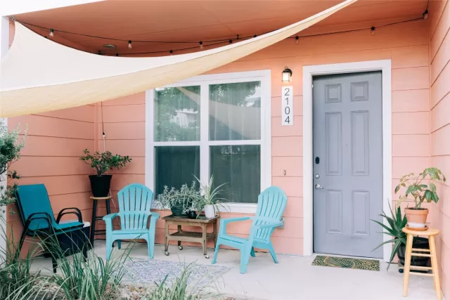 MLS: 8993773 Condo For Sale