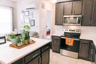 Photo #5: 8993773 Listing 