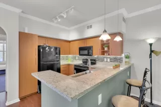 Photo #5: 9031241 Listing 