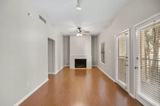 Photo #4: 9101284 Listing 