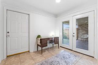 Photo #6: 9203578 Listing