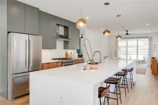 Photo #2: 9203626 Listing 