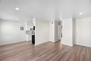 Photo #2: 9257491 Listing