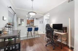 Photo #3: 9317417 Listing 