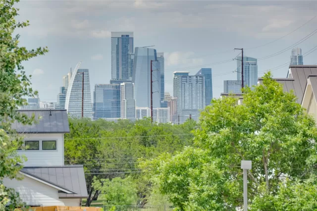 MLS: 9325874 Condo For Sale