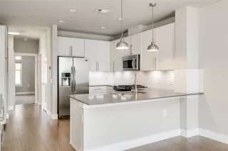 Photo #4: 9325874 Listing 