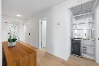 Photo #4: 9341927 Listing