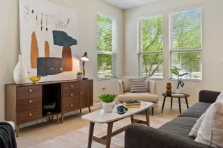 Photo #2: 9374055 Listing 