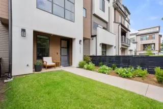 Photo #1: 9389281 Listing 