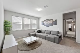 Photo #5: 9451019 Listing 