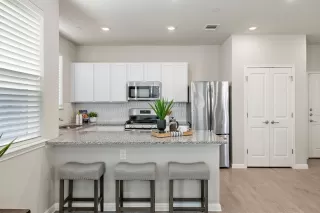 Photo #4: 9485089 Listing 