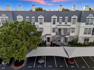 Photo #4: 9500220 Listing