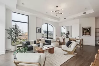 Photo #1: 9566097 Listing