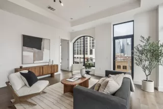 Photo #2: 9566097 Listing