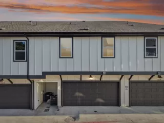 Photo #6: 9656439 Listing 