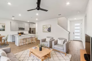 Photo #6: 9694783 Listing 