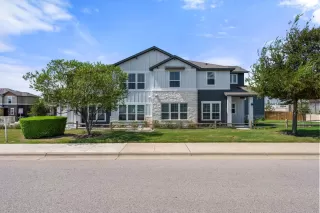 Photo #5: 9697637 Listing 