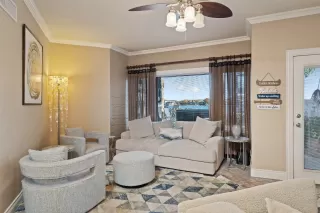 Photo #6: 9732115 Listing 