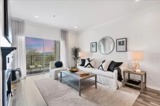 Photo #2: 9760548 Listing