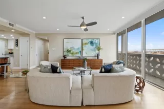 Photo #3: 9811349 Listing 