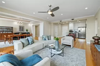 Photo #4: 9811349 Listing 