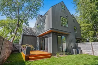 Photo #3: 9816658 Listing 