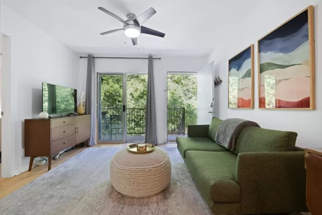 MLS: 9838642 Condo For Sale