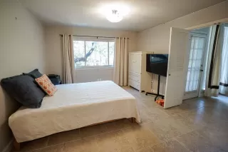 Photo #2: 9973690 Listing