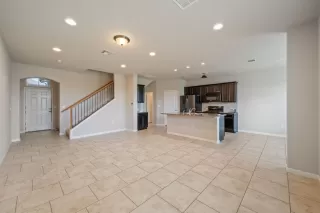 Photo #3: 9991697 Listing