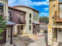 Browse active condo listings in TOWNS AT CUMBERLAND
