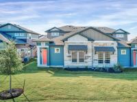 Browse active condo listings in VISTA VERA
