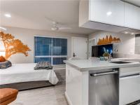 More Details about MLS # 2512446 : 3110 RED RIVER ST D-107