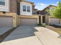 More Details about MLS # 2564577 : 419 EPIPHANY LN