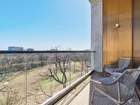 More Details about MLS # 2924862 : 1211 W RIVERSIDE DR 7E