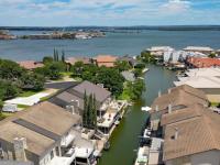 More Details about MLS # 2987073 : 412 N HORSESHOE BAY BLVD