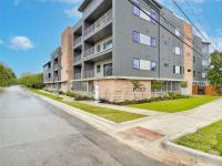 More Details about MLS # 3029541 : 100 W MOCKINGBIRD LN 401