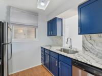 More Details about MLS # 4097194 : 6903 DEATONHILL DR 11
