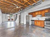 More Details about MLS # 5121259 : 1305 E 6TH ST 4